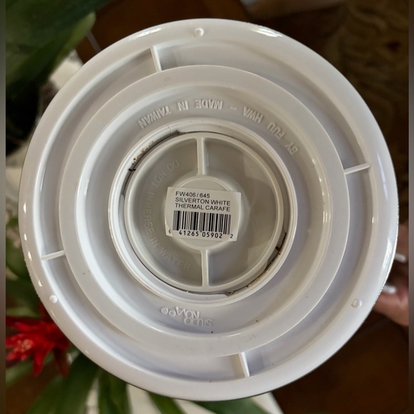 Studio Nova Vintage Hot/Cold Thermo Carafe White / Chrome Pitcher - Picture 5 of 6